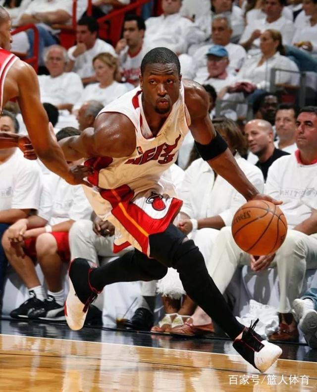 中一项至关 中一项至关