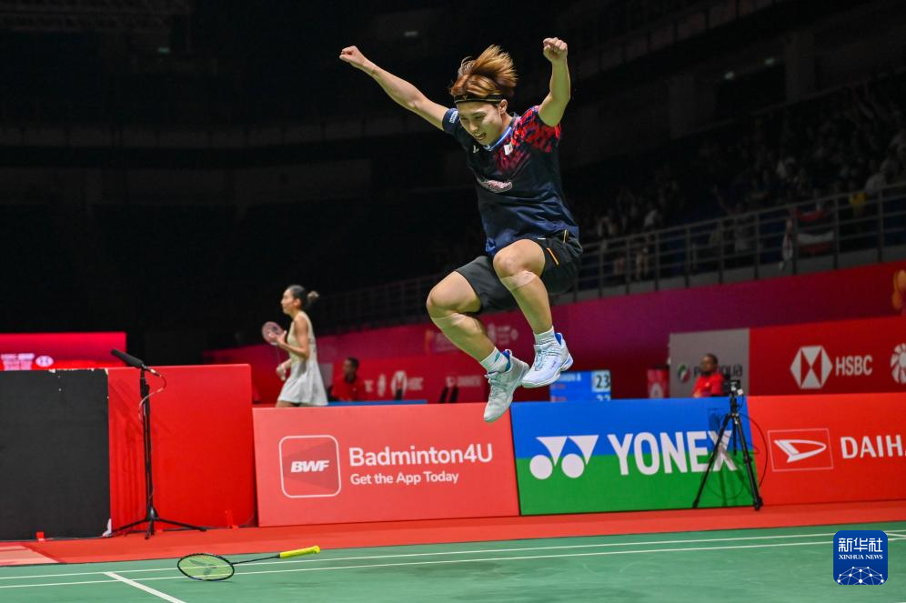 中依旧暴露 中依旧暴露